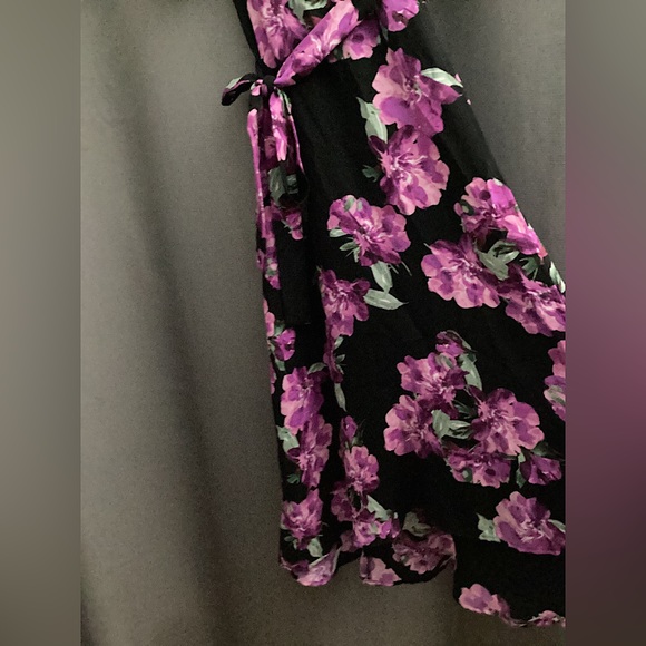 Forever 21 wrap short sleeve midi dress size small - Picture 2 of 4